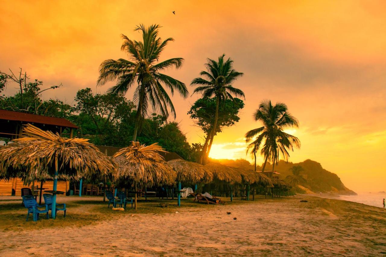 Tayrona Juancho'S House Hostel & Coworking ลอสนารานฆอส ภายนอก รูปภาพ