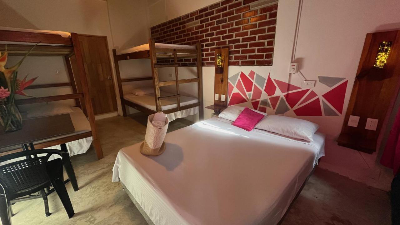 Tayrona Juancho'S House Hostel & Coworking ลอสนารานฆอส ภายนอก รูปภาพ