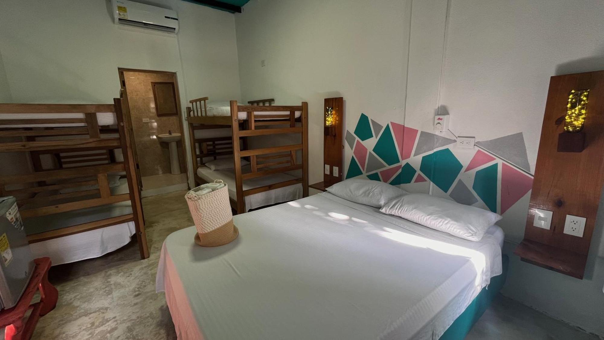 Tayrona Juancho'S House Hostel & Coworking ลอสนารานฆอส ภายนอก รูปภาพ