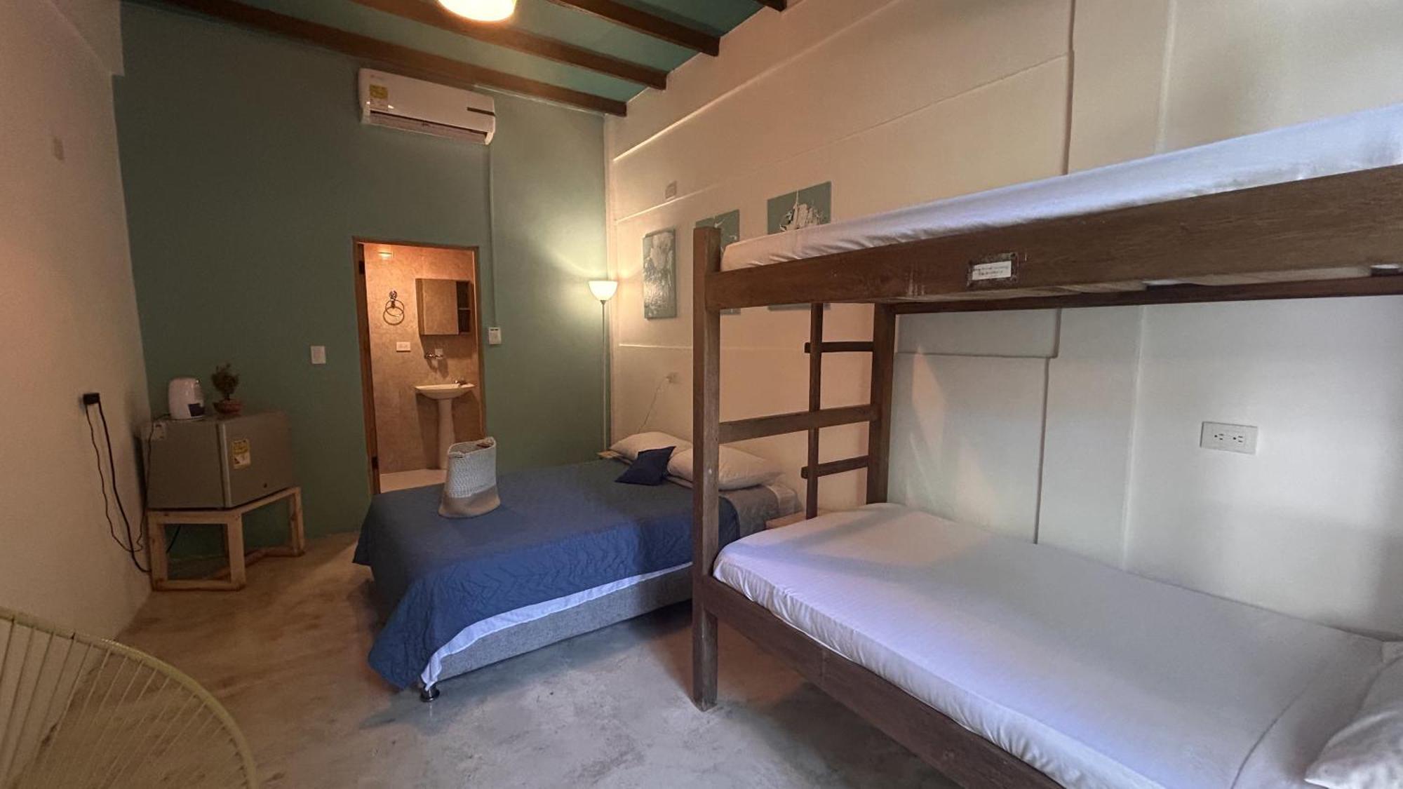 Tayrona Juancho'S House Hostel & Coworking ลอสนารานฆอส ภายนอก รูปภาพ